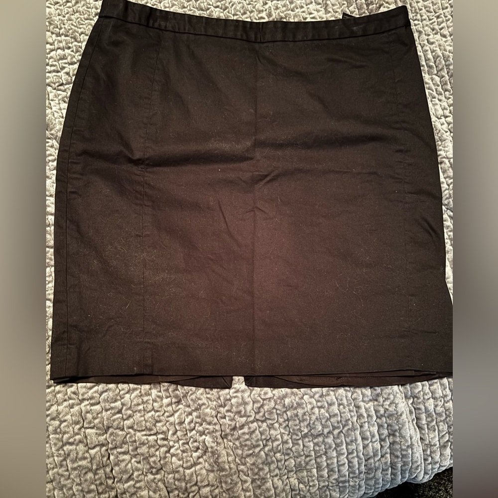 Women’s black Express skirt
